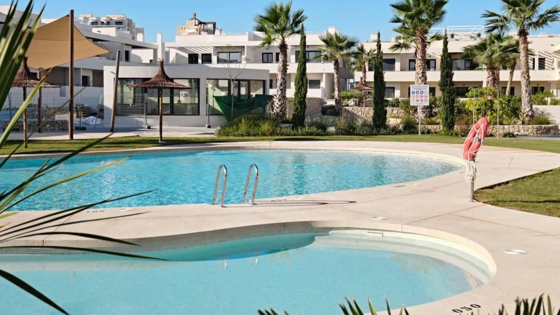 Reventa - Apartamentos -
Torrevieja - La veleta