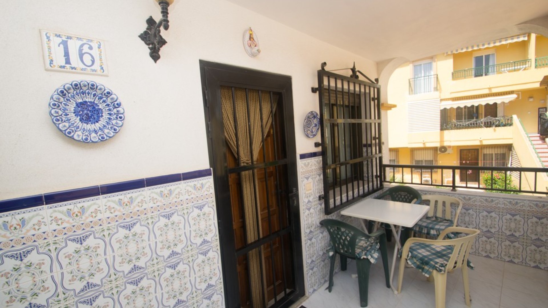 Reventa - Apartamentos -
Torrevieja - La veleta