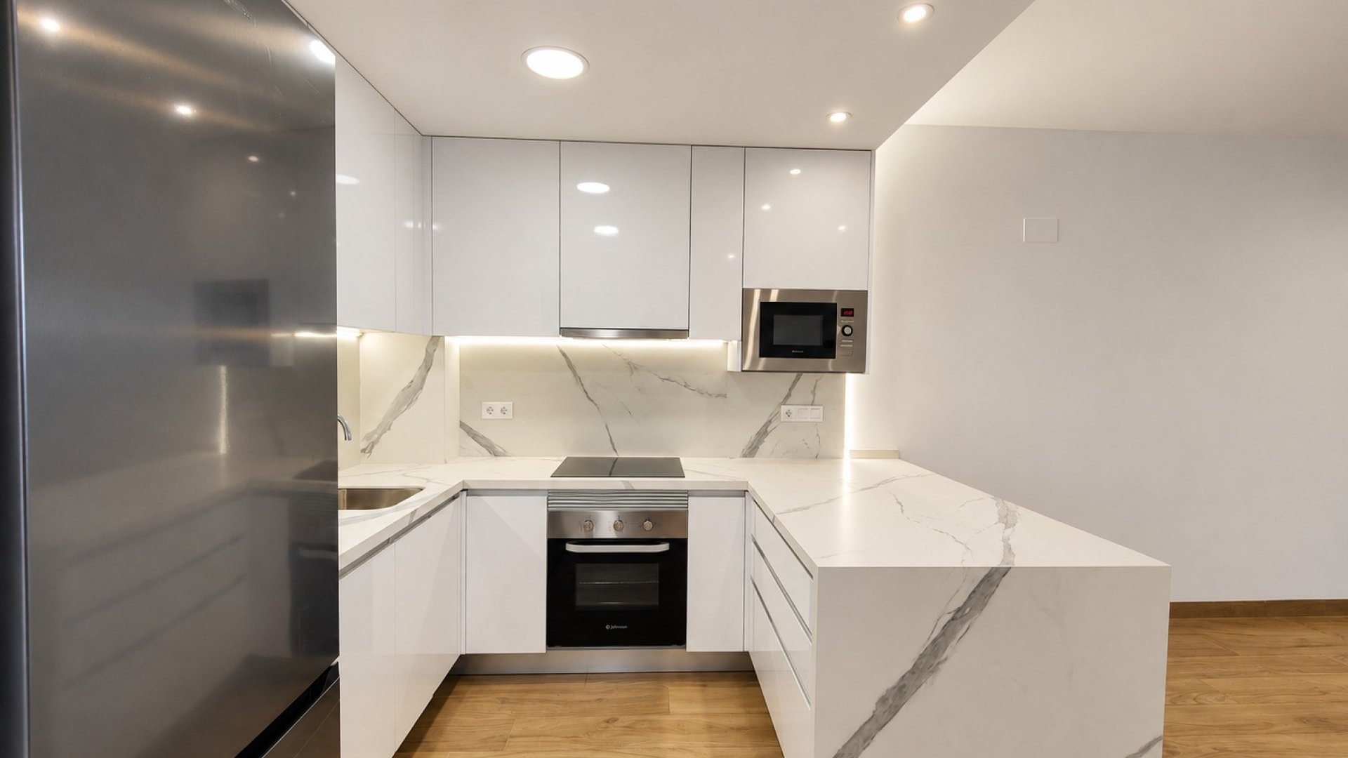 Reventa - Apartamentos -
Torrevieja - Los Balcones