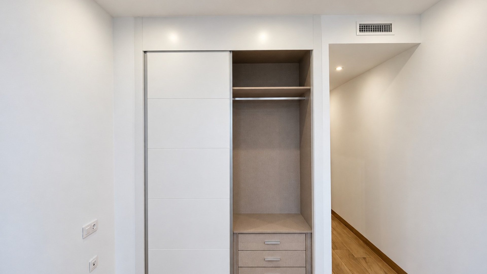 Reventa - Apartamentos -
Torrevieja - Los Balcones