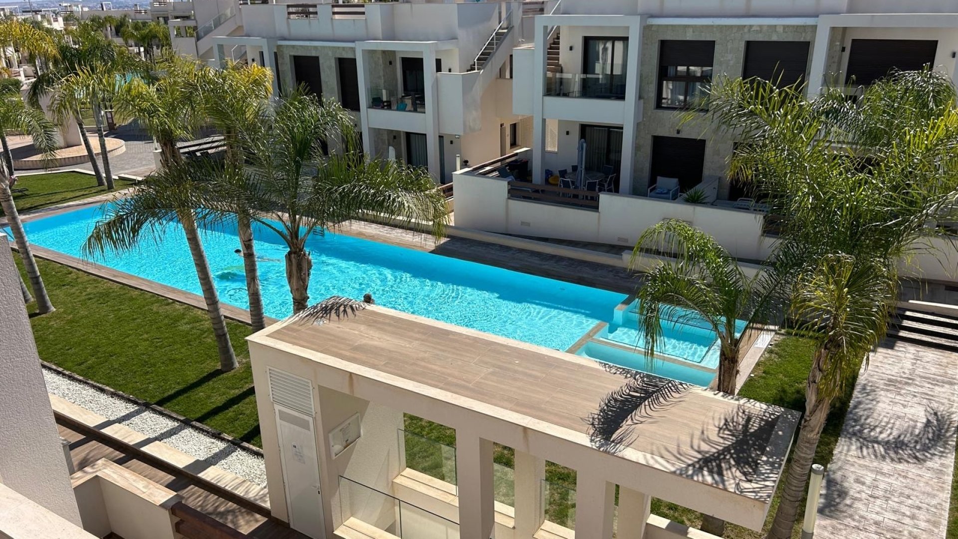 Reventa - Apartamentos -
Torrevieja - Los Balcones