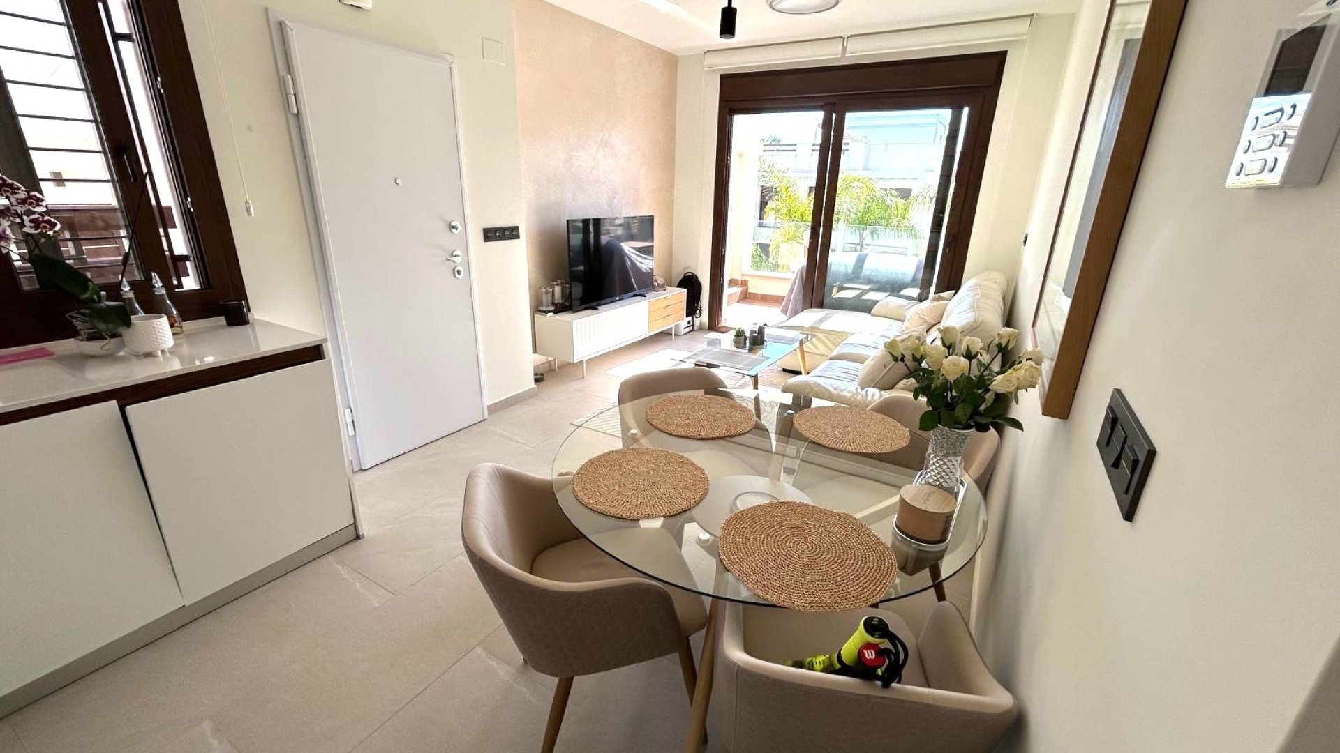 Reventa - Apartamentos -
Torrevieja - Los Balcones