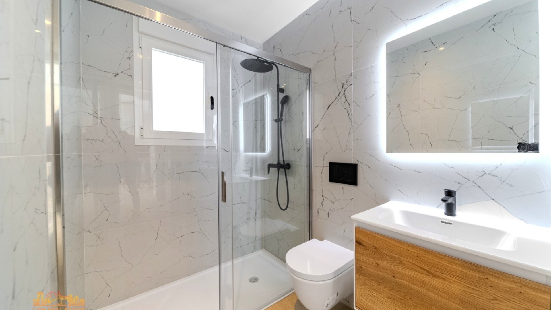 Reventa - Apartamentos -
Torrevieja - Los Locos