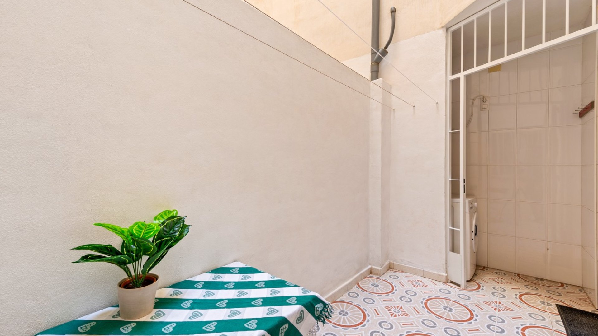 Reventa - Apartamentos -
Torrevieja - Parque de las Naciones