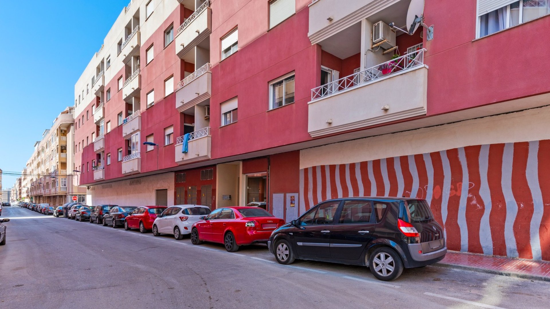 Reventa - Apartamentos -
Torrevieja - Parque de las Naciones