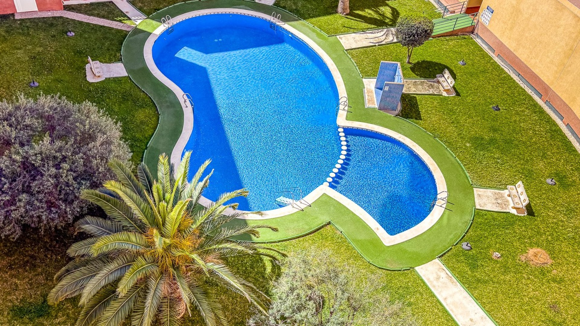 Reventa - Apartamentos -
Torrevieja - Parque de las Naciones