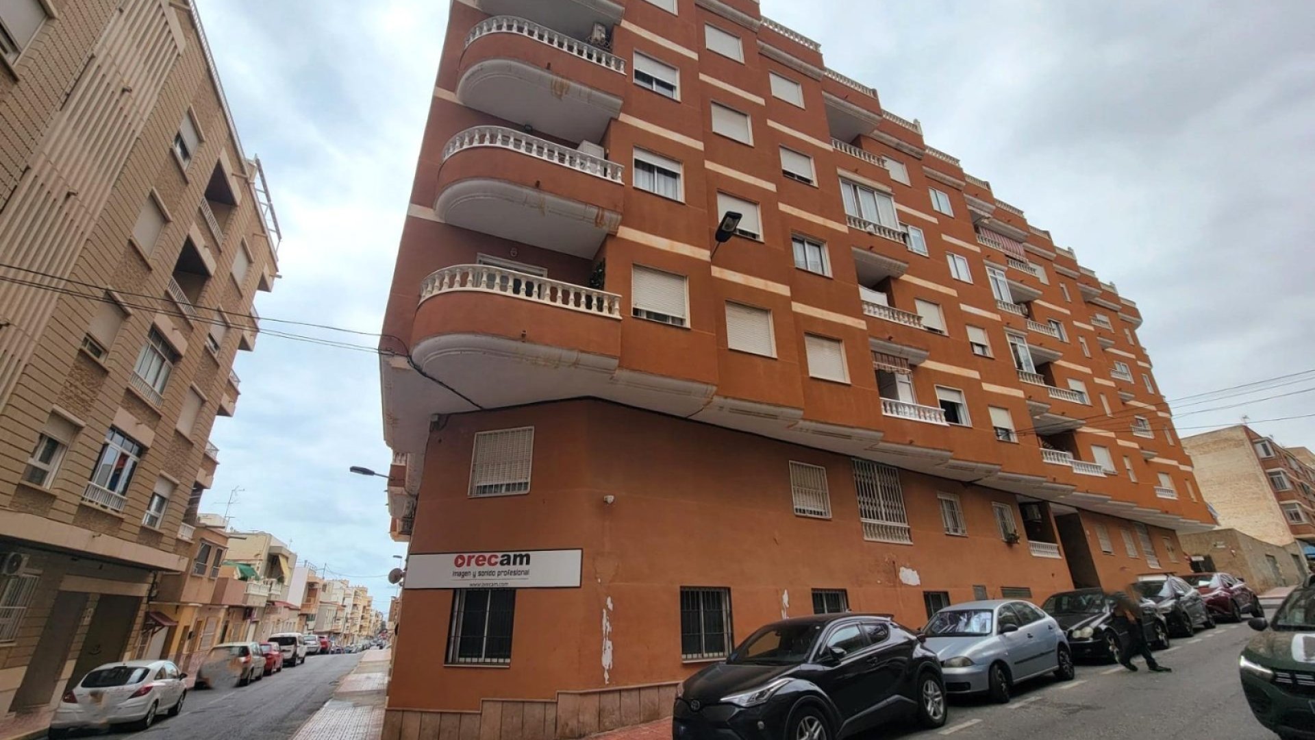 Reventa - Apartamentos -
Torrevieja - Parque las naciones