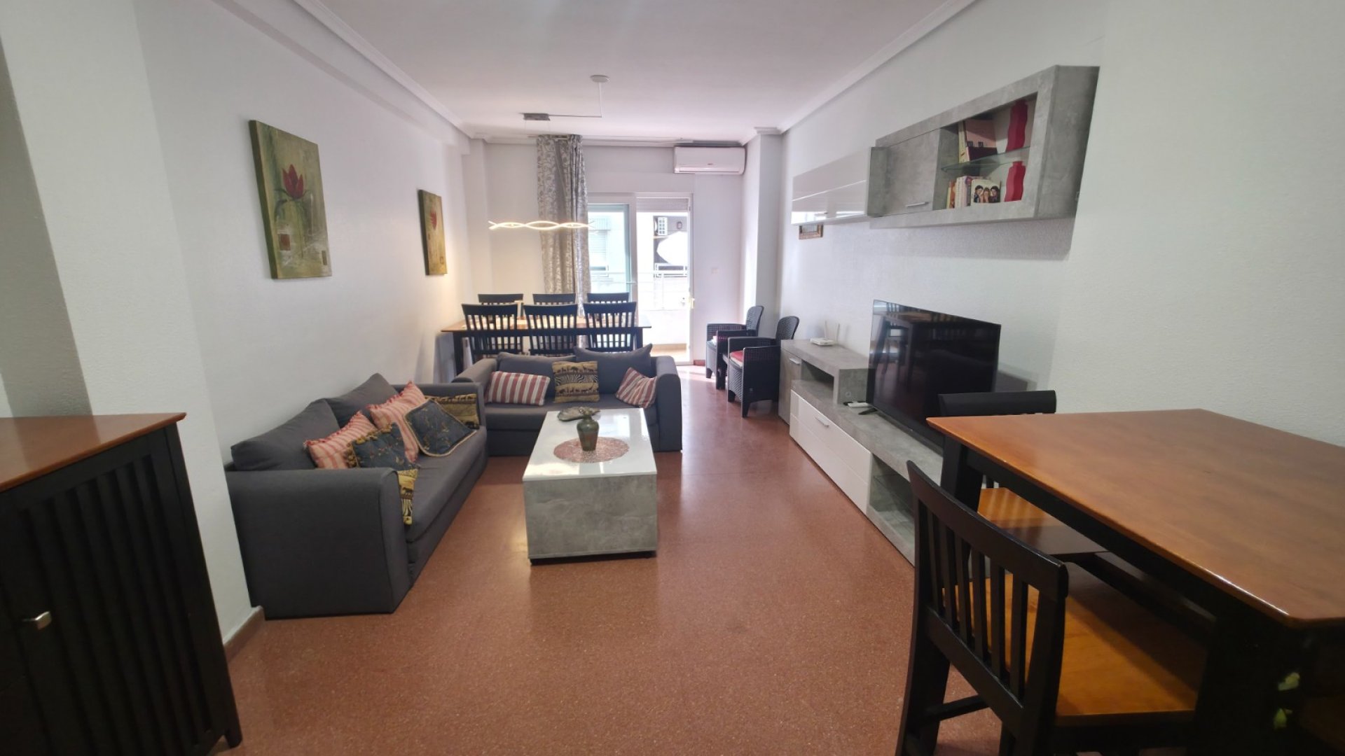 Reventa - Apartamentos -
Torrevieja - Paseo maritimo