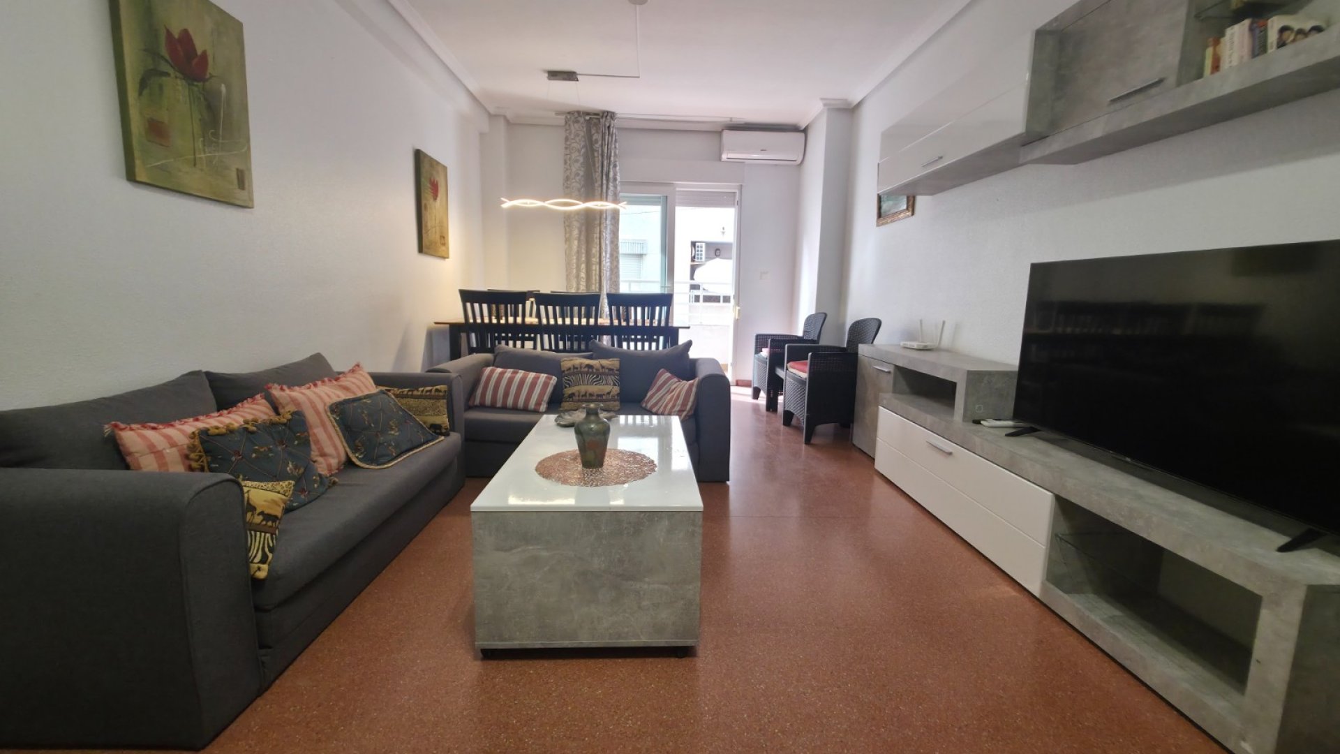 Reventa - Apartamentos -
Torrevieja - Paseo maritimo