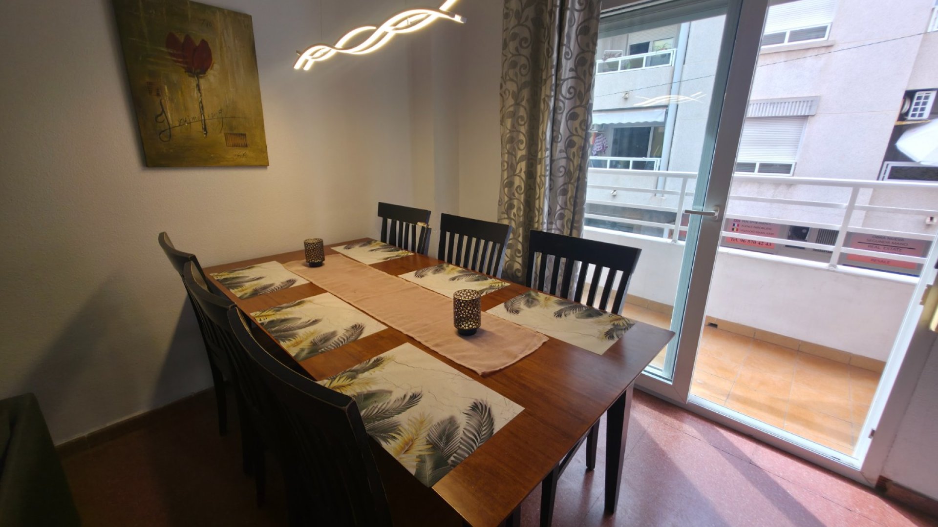 Reventa - Apartamentos -
Torrevieja - Paseo maritimo