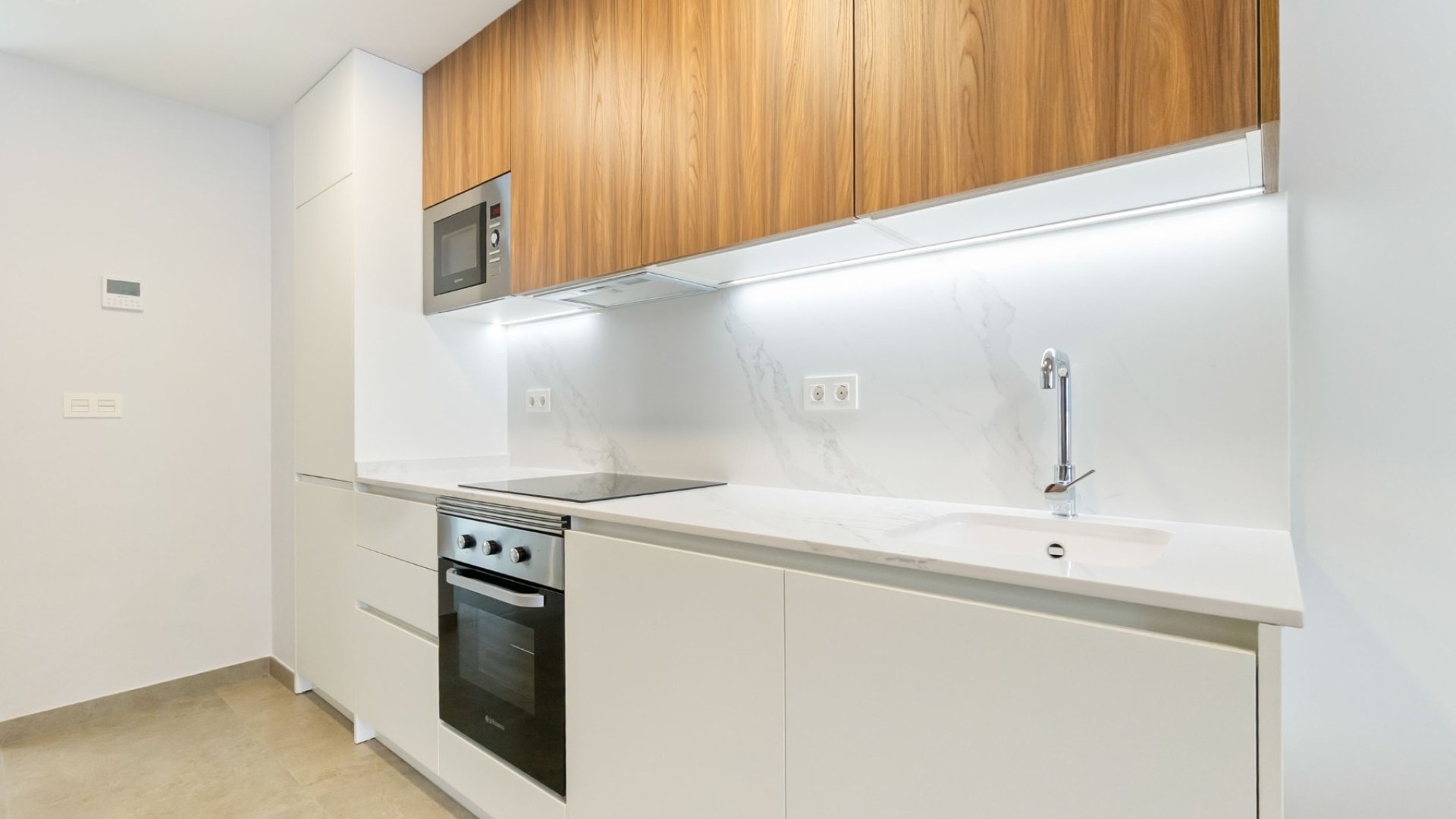 Reventa - Apartamentos -
Torrevieja - Playa de El Cura