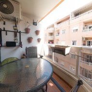 Reventa - Apartamentos -
Torrevieja - Playa de Los Locos-Curva del Palangre