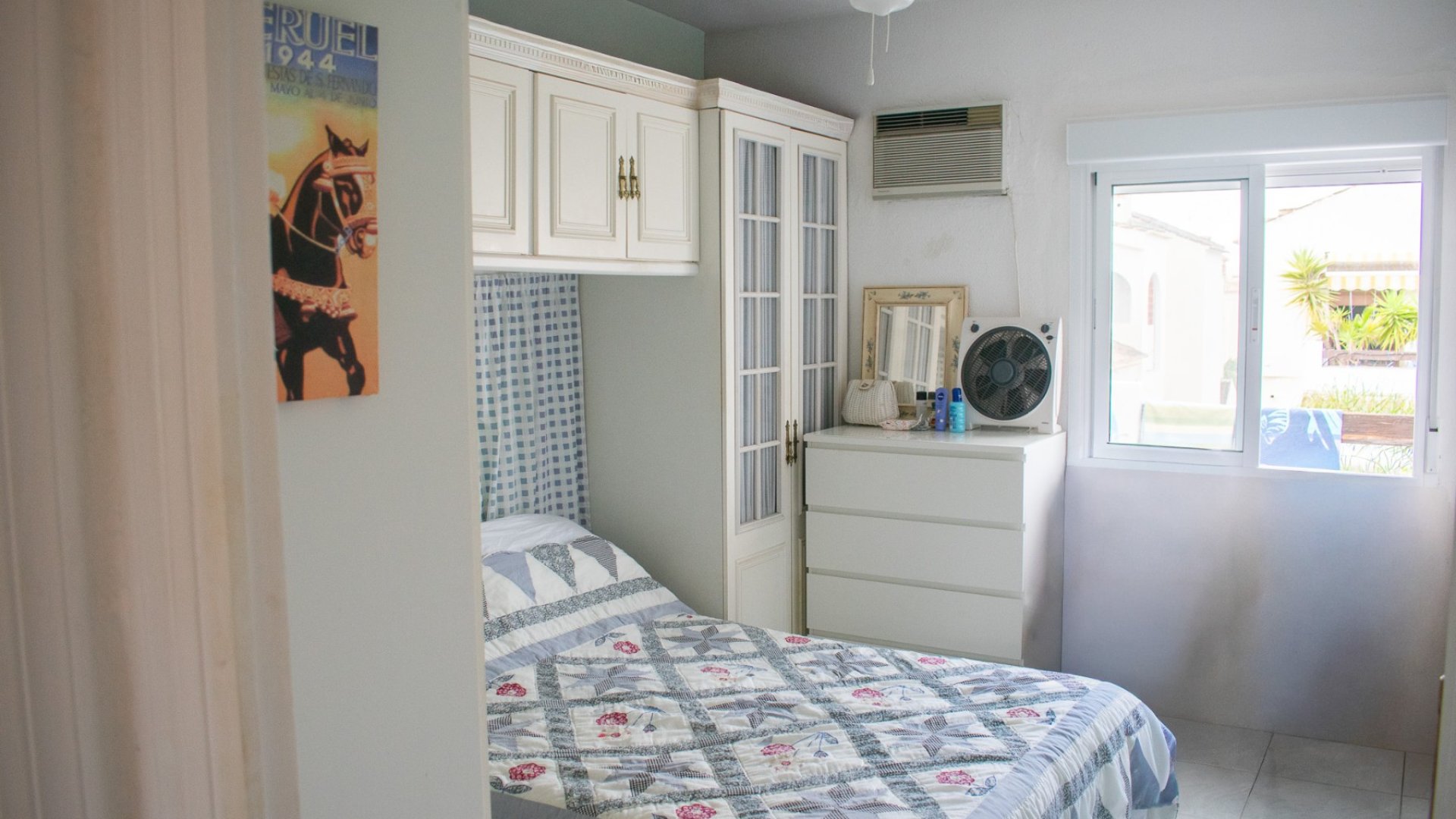 Reventa - Apartamentos -
Torrevieja - Playa de los Naufragos