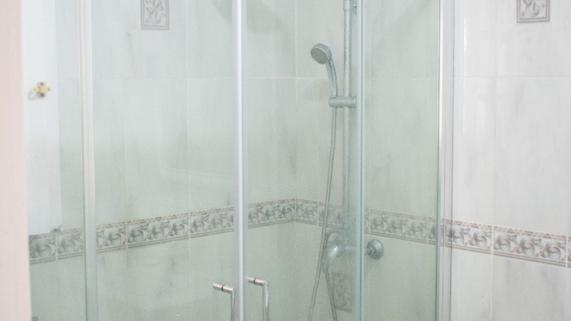 Reventa - Apartamentos -
Torrevieja - Playa de los Naufragos