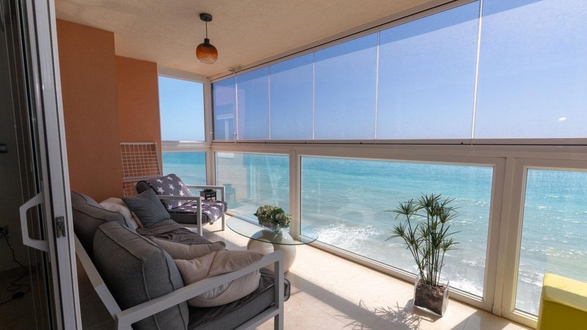 Reventa - Apartamentos -
Torrevieja - Playa del Cura