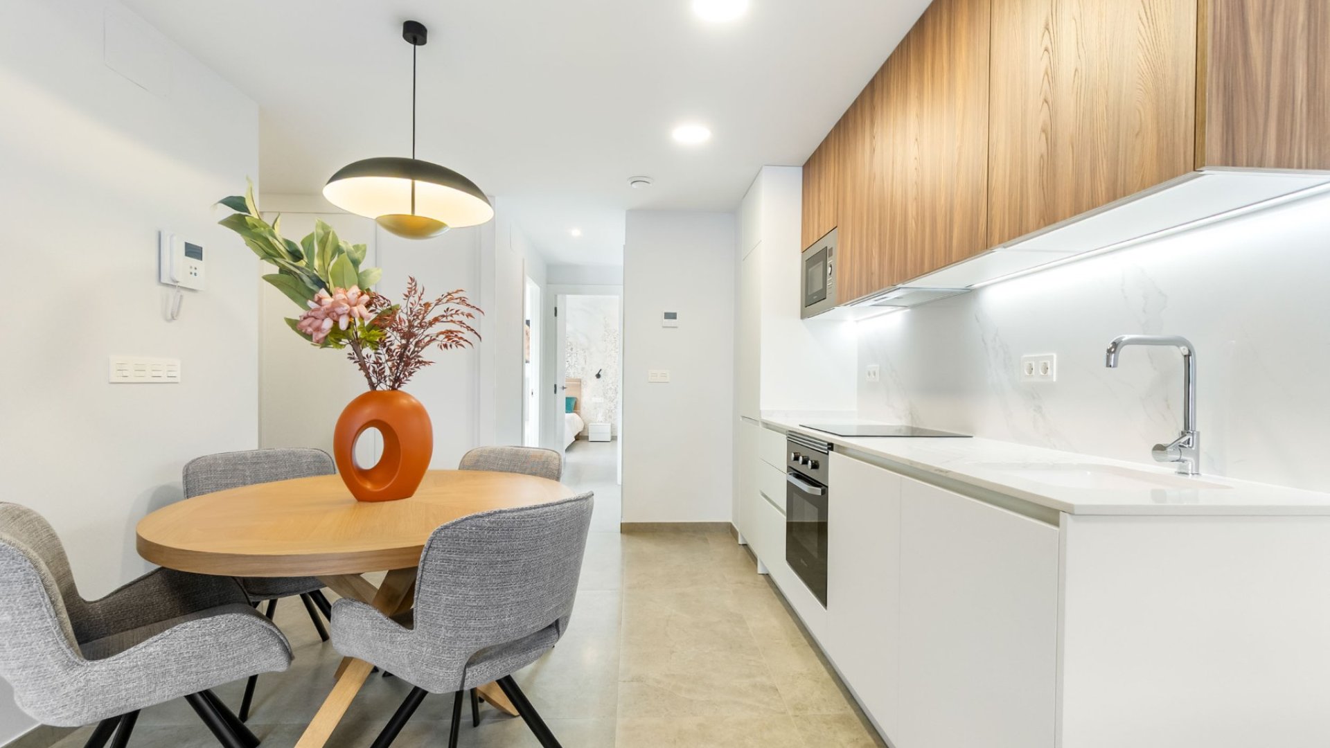 Reventa - Apartamentos -
Torrevieja - Playa del Cura