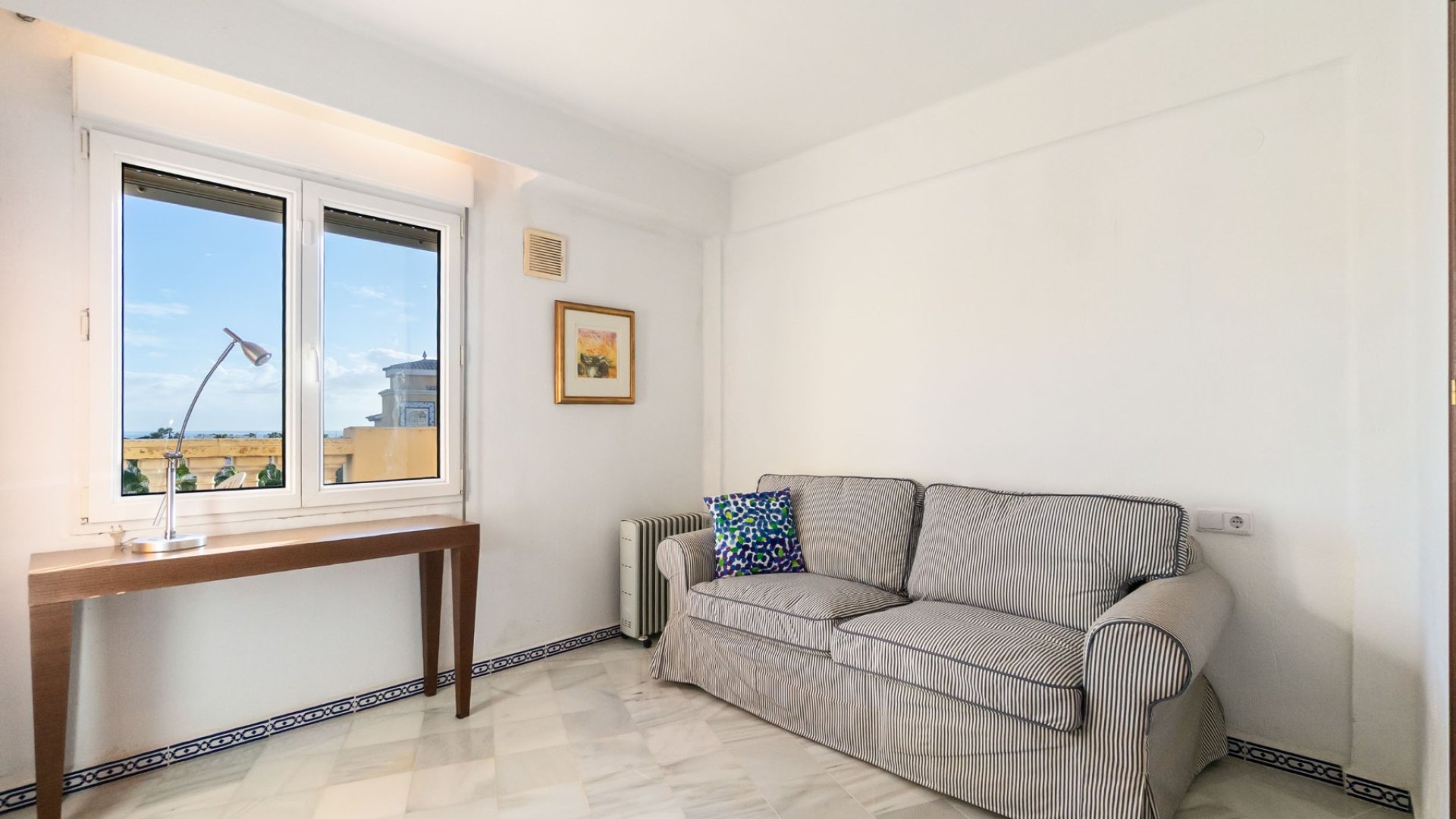 Reventa - Apartamentos -
Torrevieja - Playa del Cura