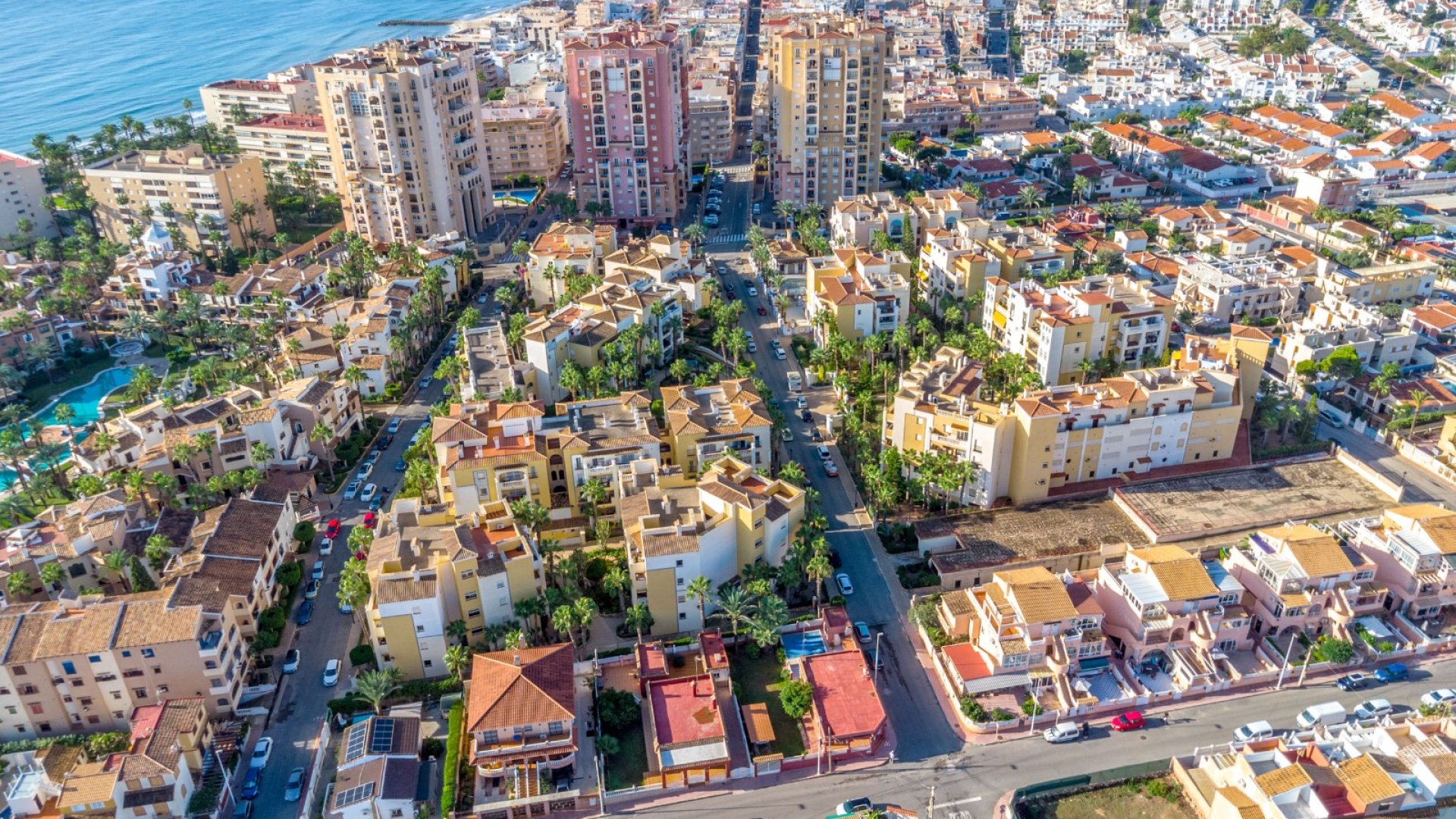 Reventa - Apartamentos -
Torrevieja - Playa del Cura