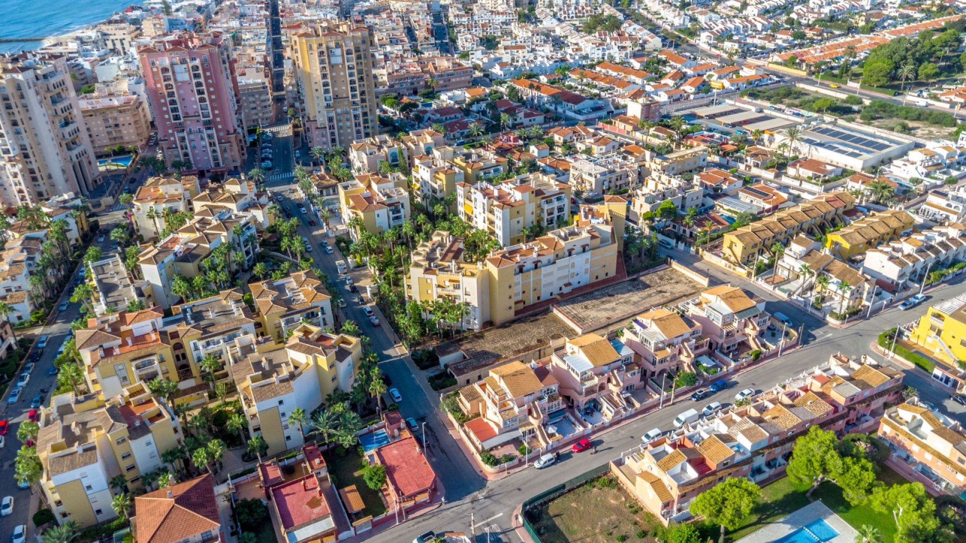 Reventa - Apartamentos -
Torrevieja - Playa del Cura