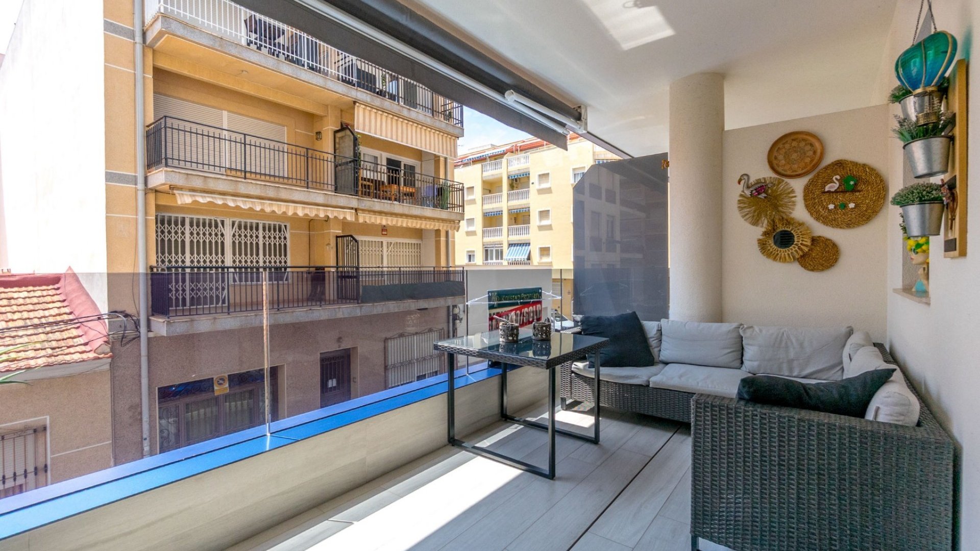 Reventa - Apartamentos -
Torrevieja - Playa del Cura