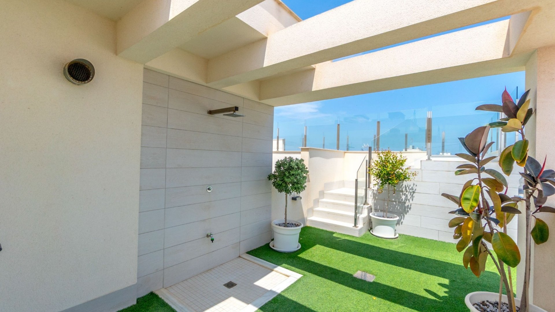 Reventa - Apartamentos -
Torrevieja - Playa del Cura