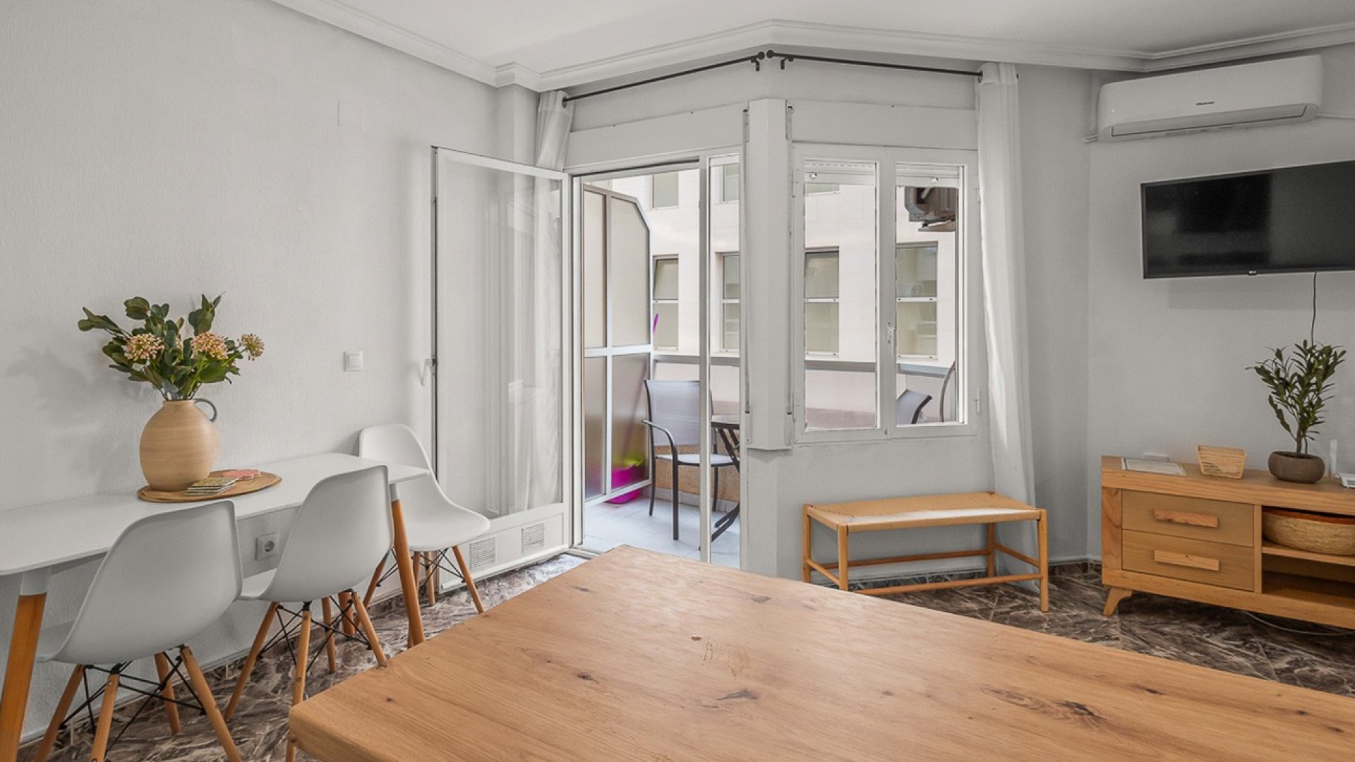 Reventa - Apartamentos -
Torrevieja - Playa del Cura