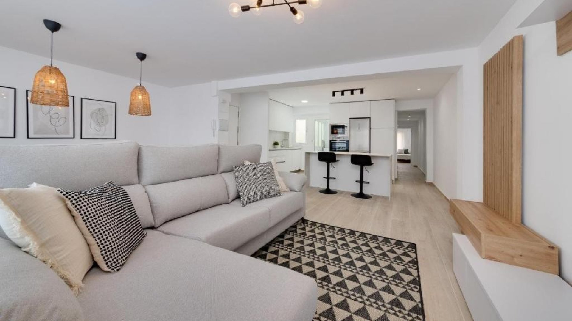 Reventa - Apartamentos -
Torrevieja - Playa del Cura