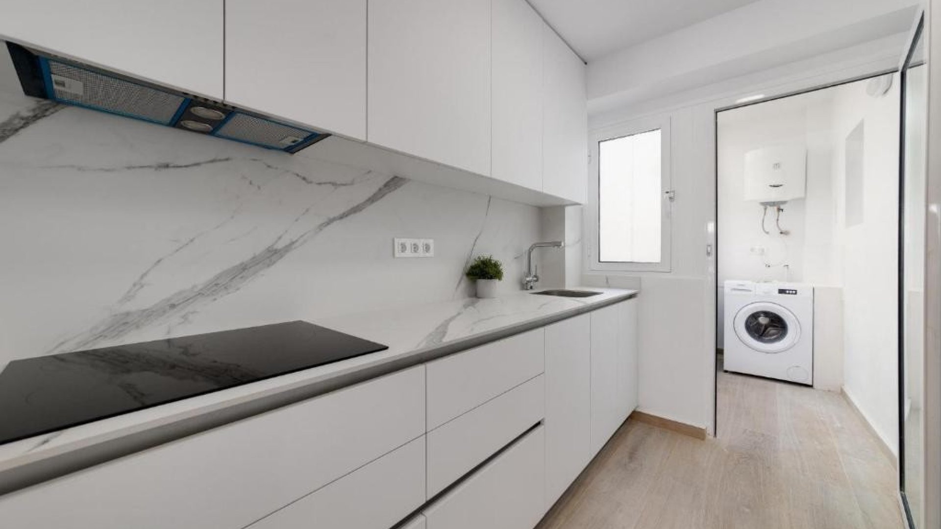 Reventa - Apartamentos -
Torrevieja - Playa del Cura