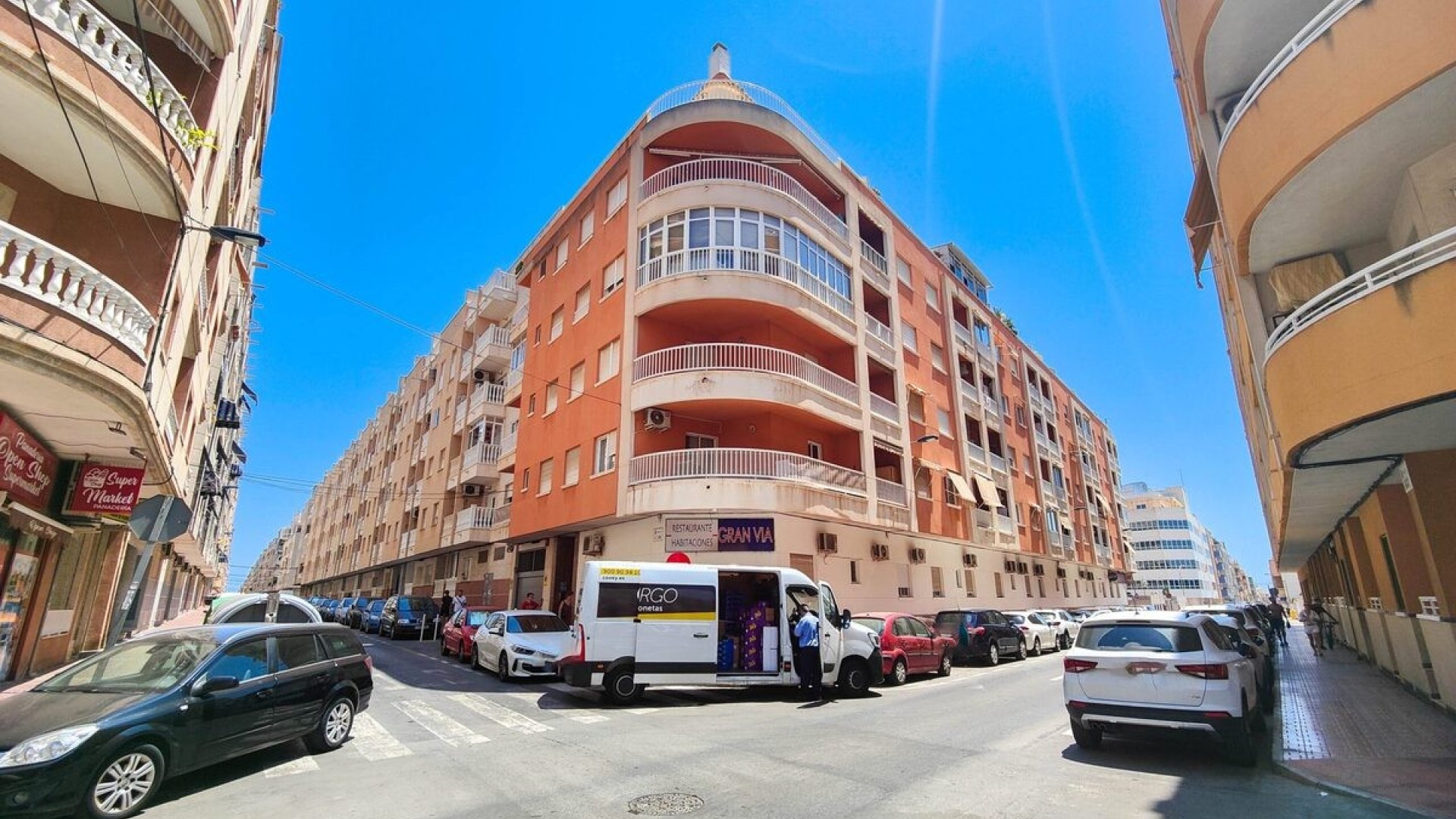 Reventa - Apartamentos -
Torrevieja - Playa del Cura