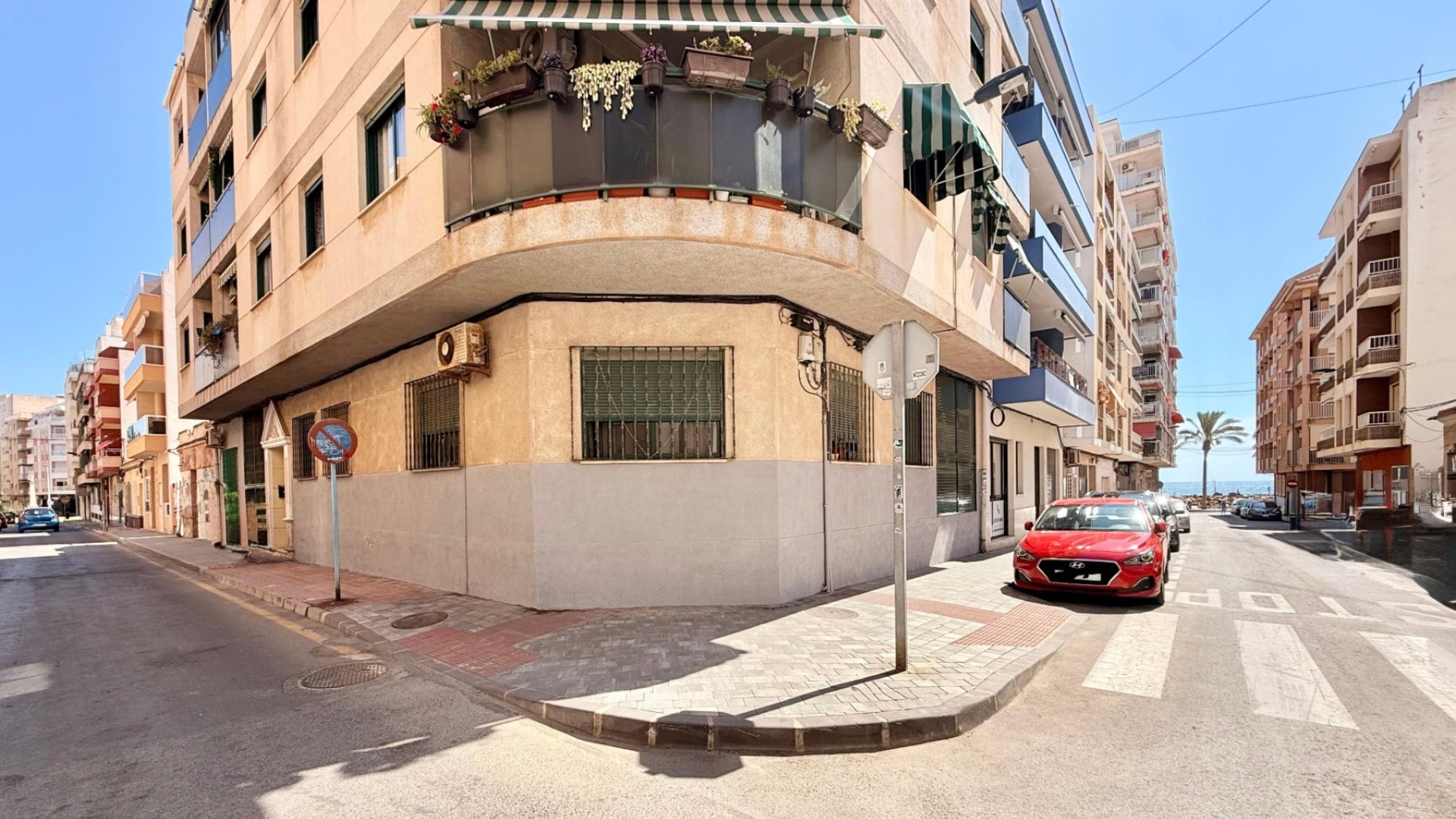 Reventa - Apartamentos -
Torrevieja - Playa del Cura
