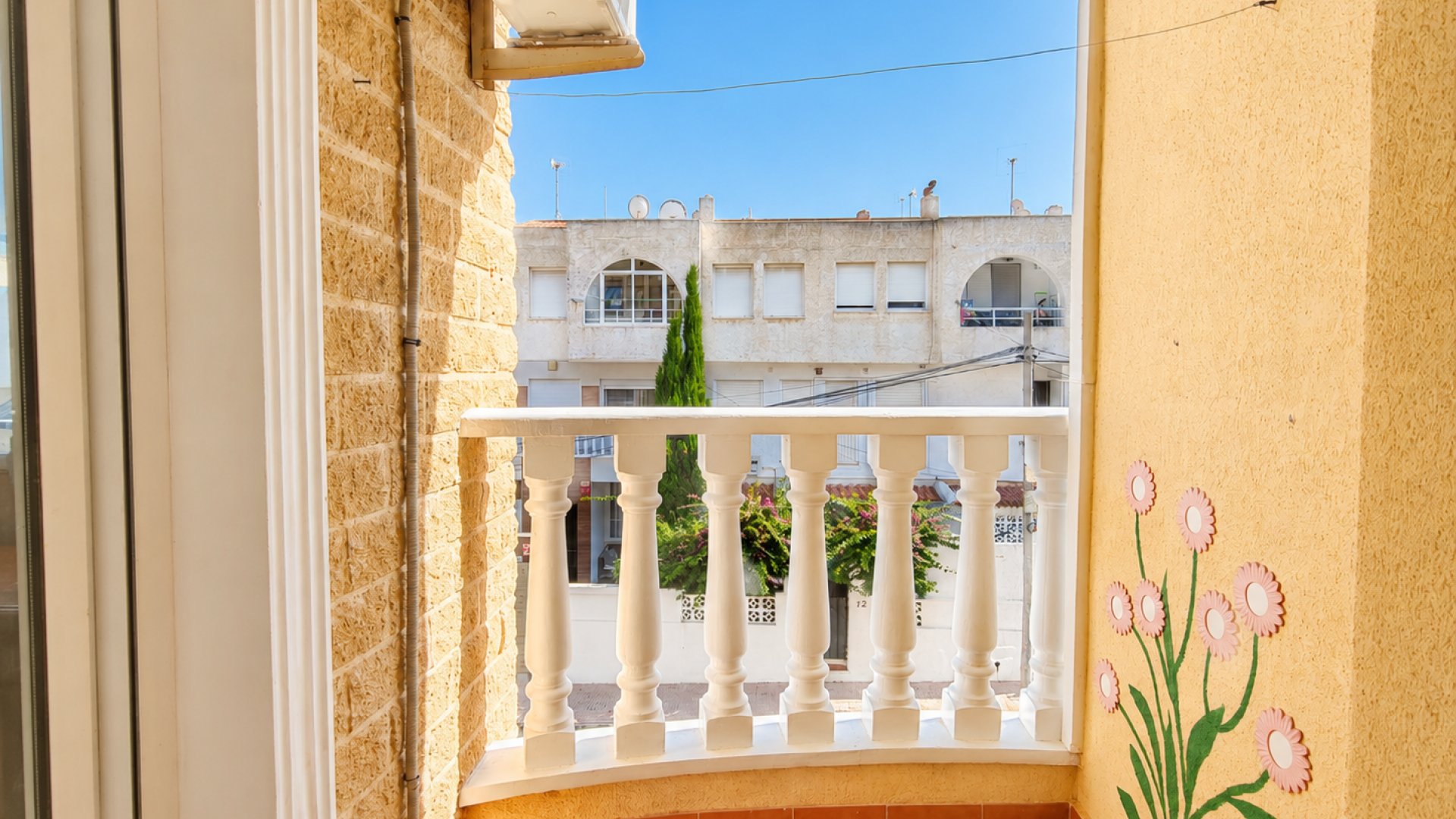 Reventa - Apartamentos -
Torrevieja - Playa del Cura