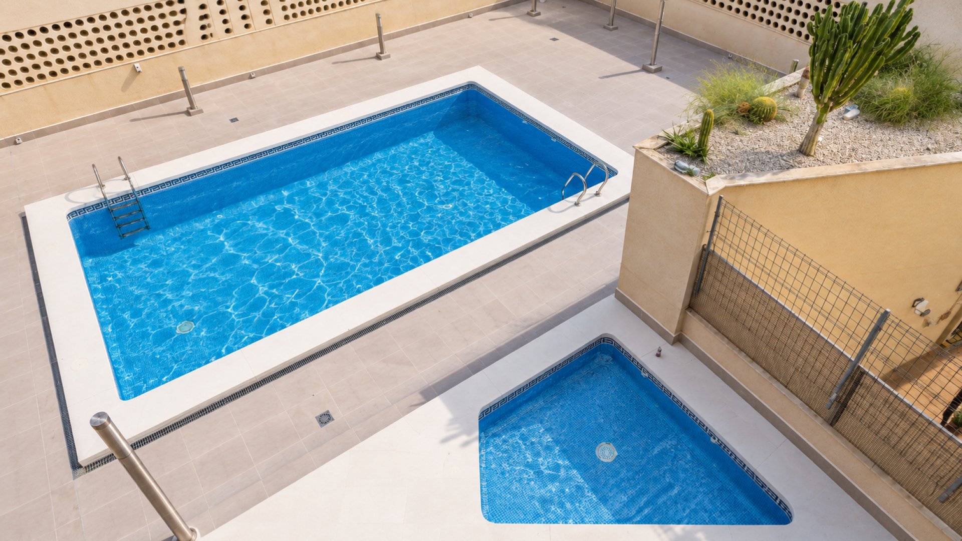 Reventa - Apartamentos -
Torrevieja - Playa del Cura