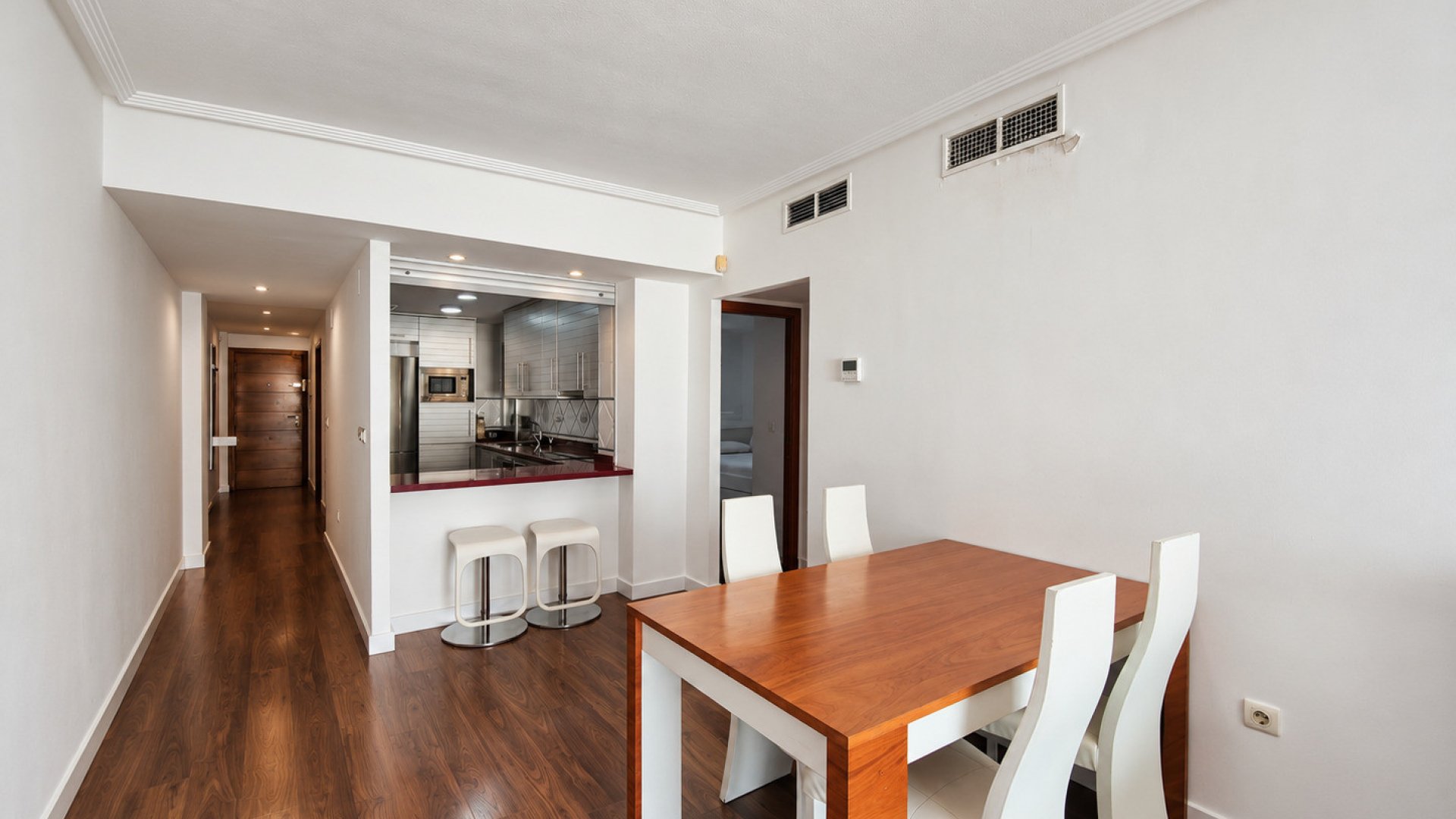 Reventa - Apartamentos -
Torrevieja - Playa del Cura