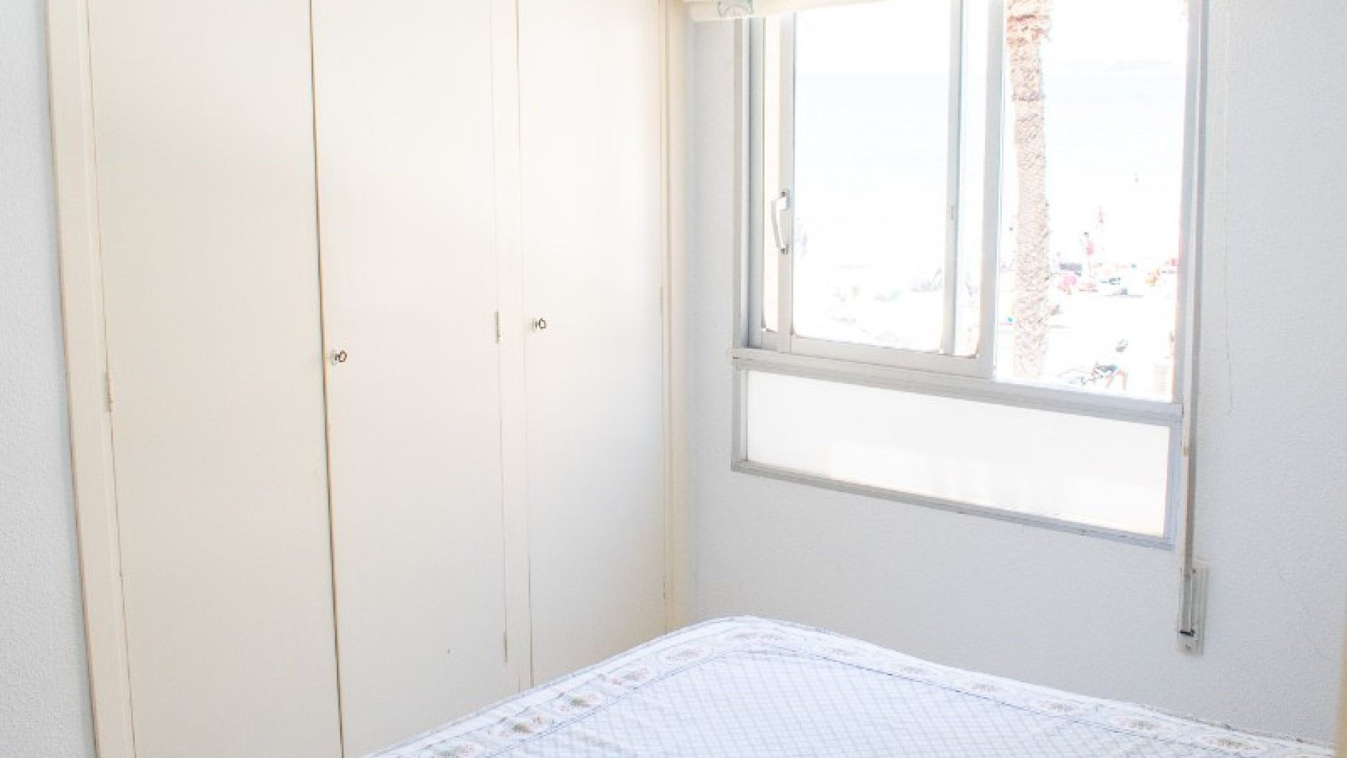 Reventa - Apartamentos -
Torrevieja - Playa del Cura