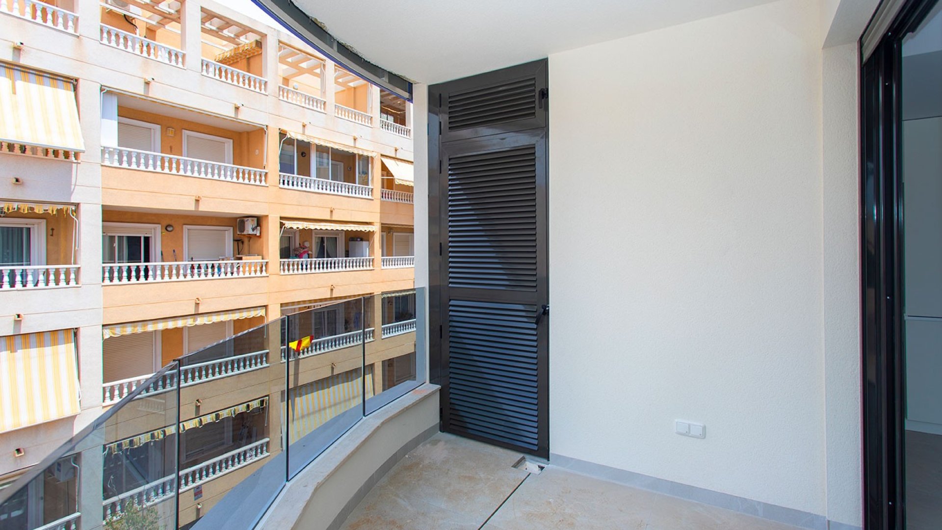 Reventa - Apartamentos -
Torrevieja - Playa del Cura