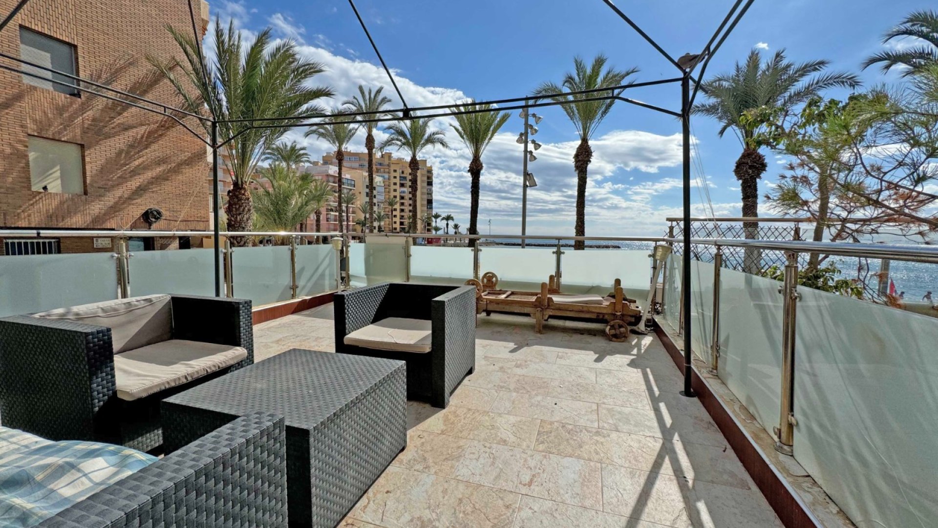 Reventa - Apartamentos -
Torrevieja - Playa del Cura