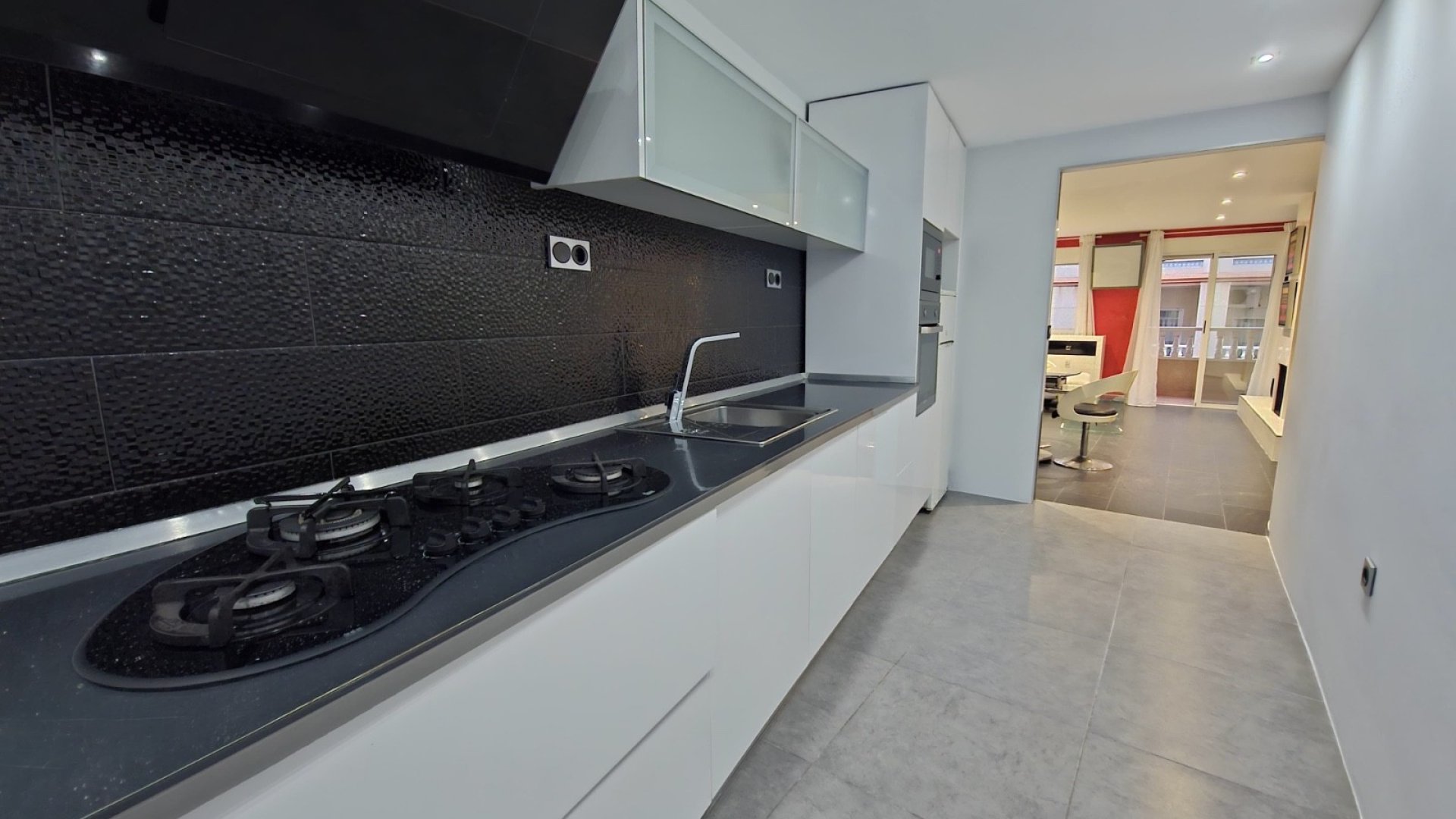 Reventa - Apartamentos -
Torrevieja - Playa del Cura