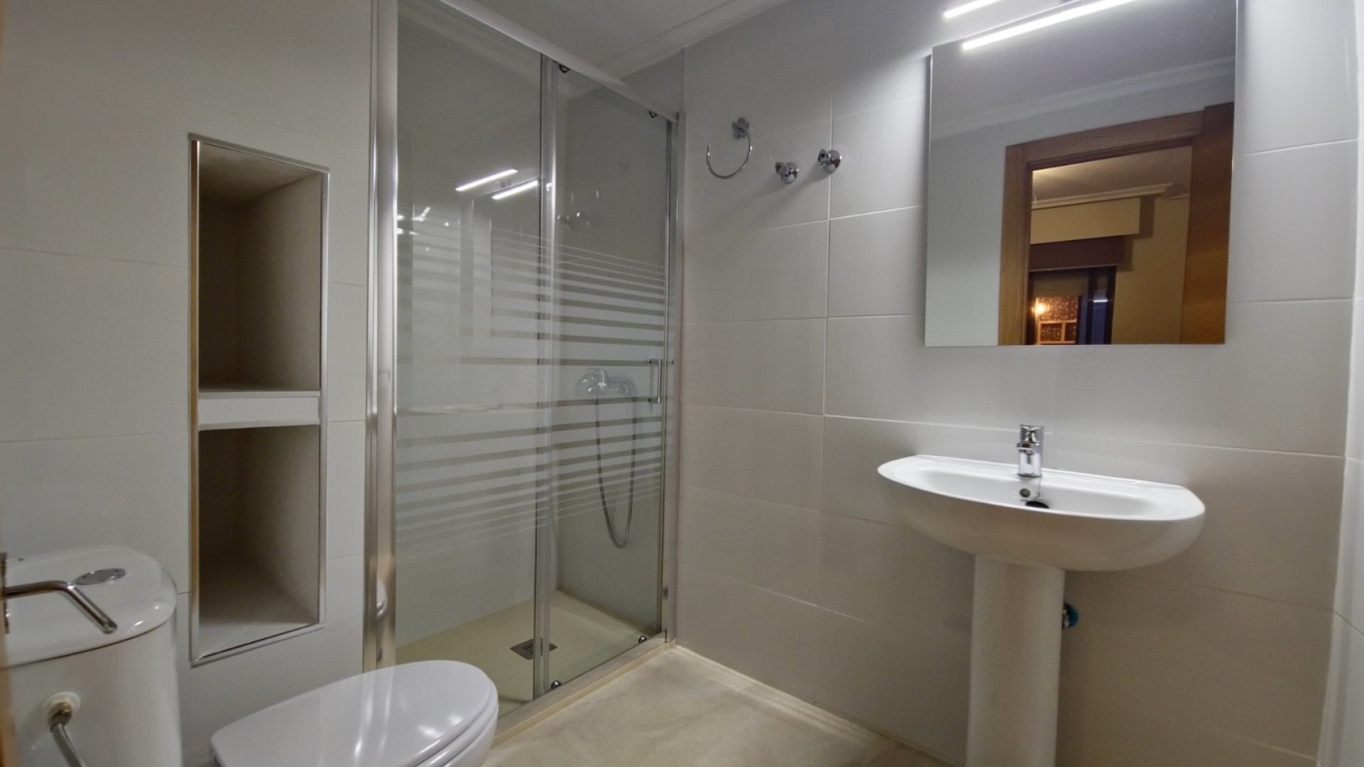 Reventa - Apartamentos -
Torrevieja - Playa del Cura