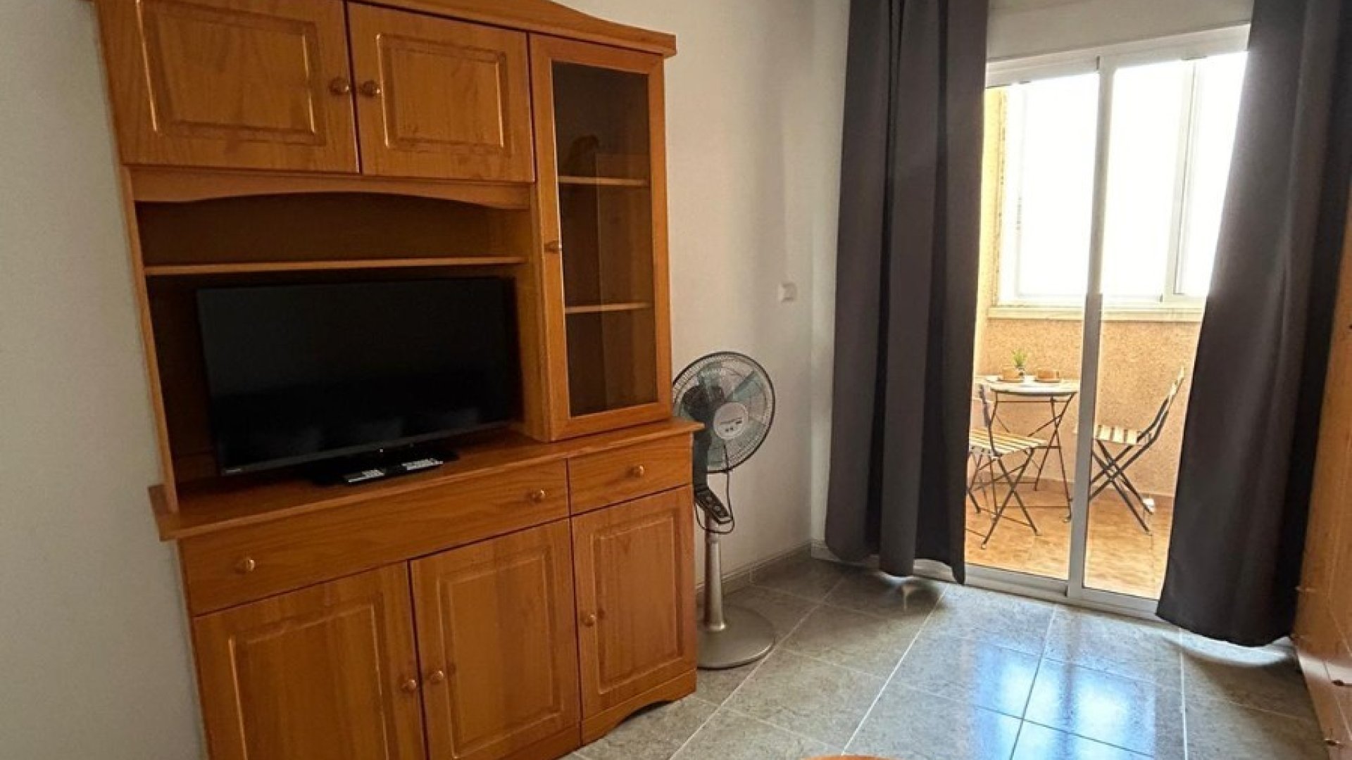 Reventa - Apartamentos -
Torrevieja - Playa Los Locos