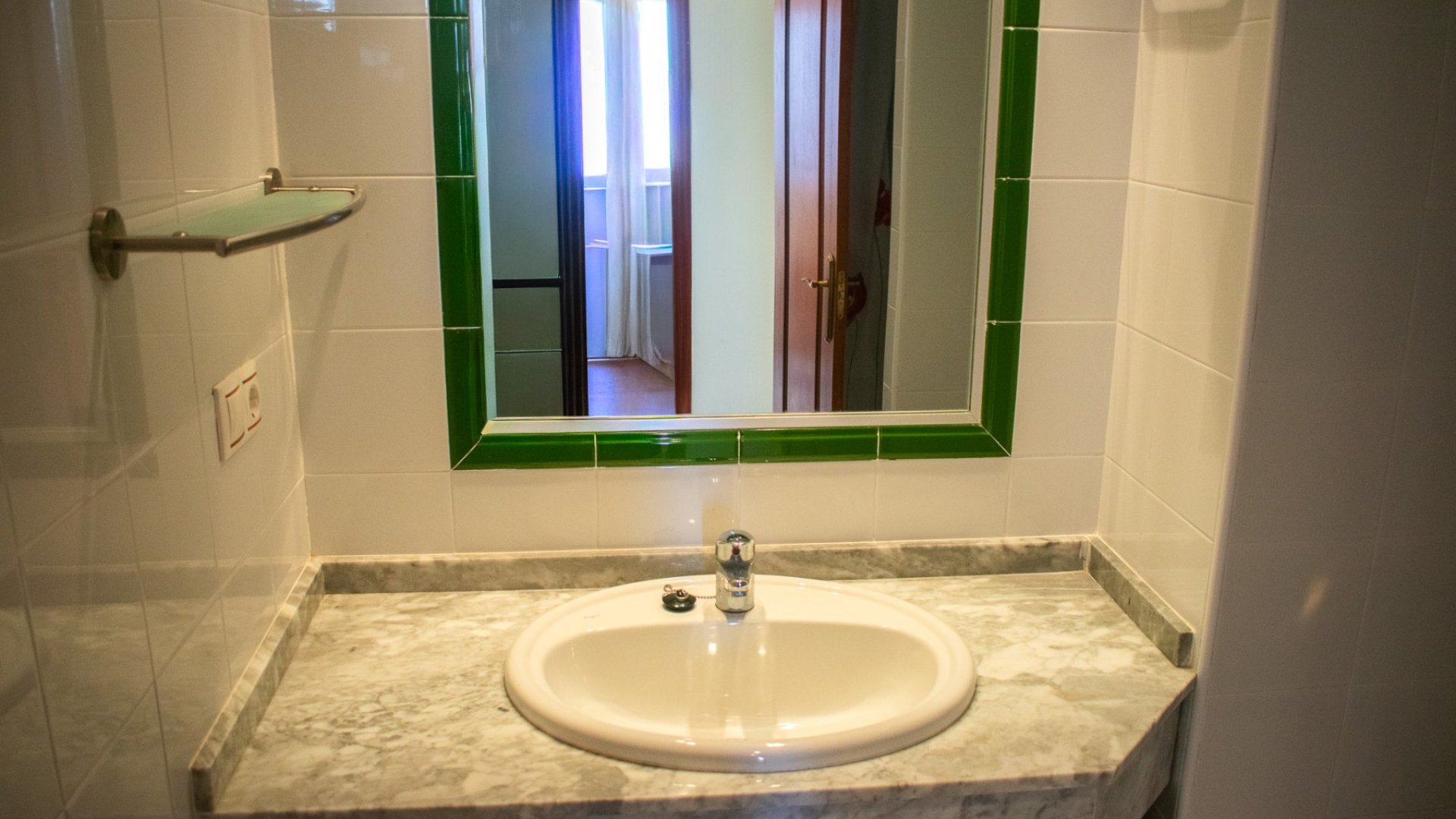 Reventa - Apartamentos -
Torrevieja - Playa Los Locos