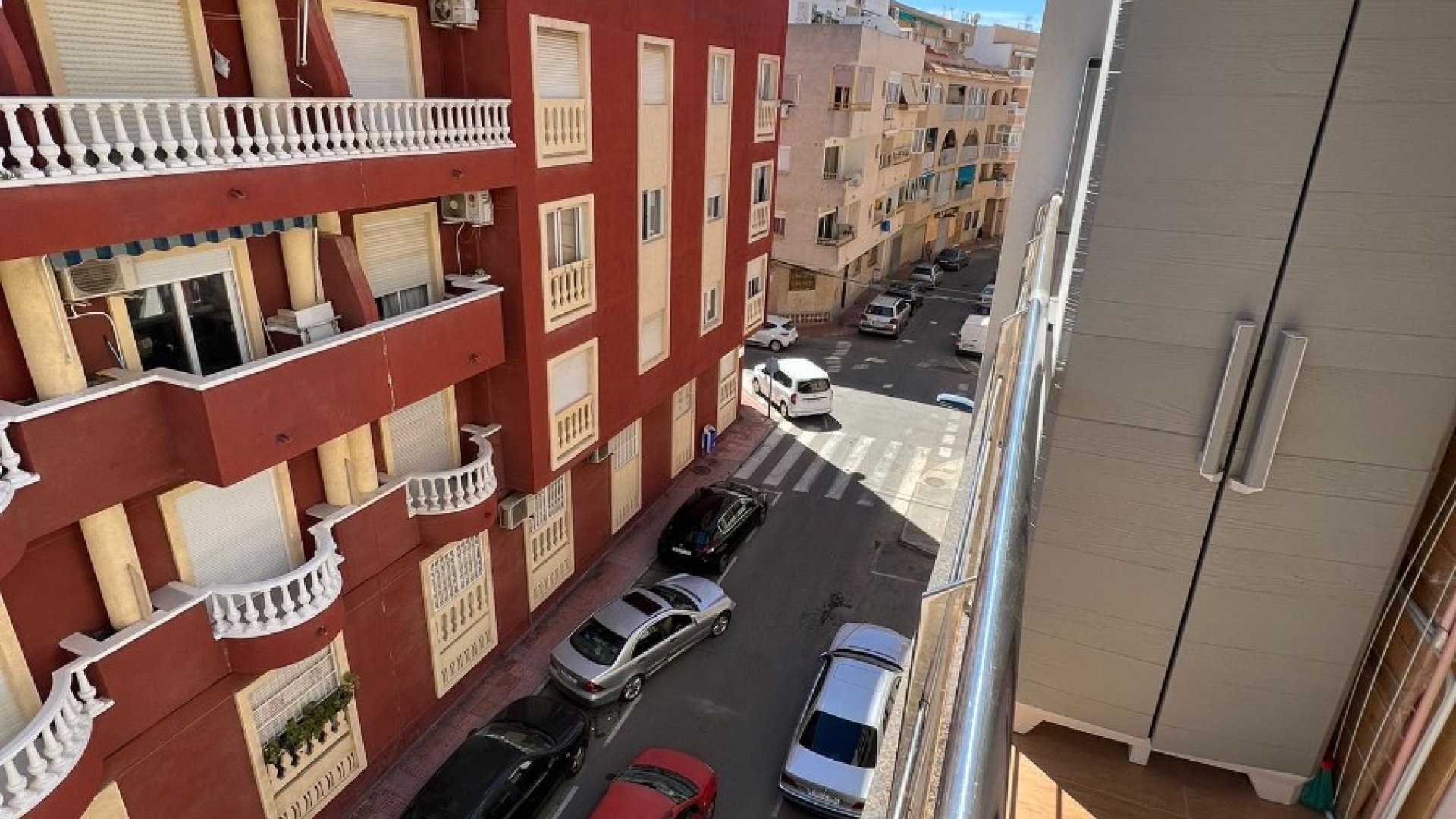 Reventa - Apartamentos -
Torrevieja - Playa Los Locos