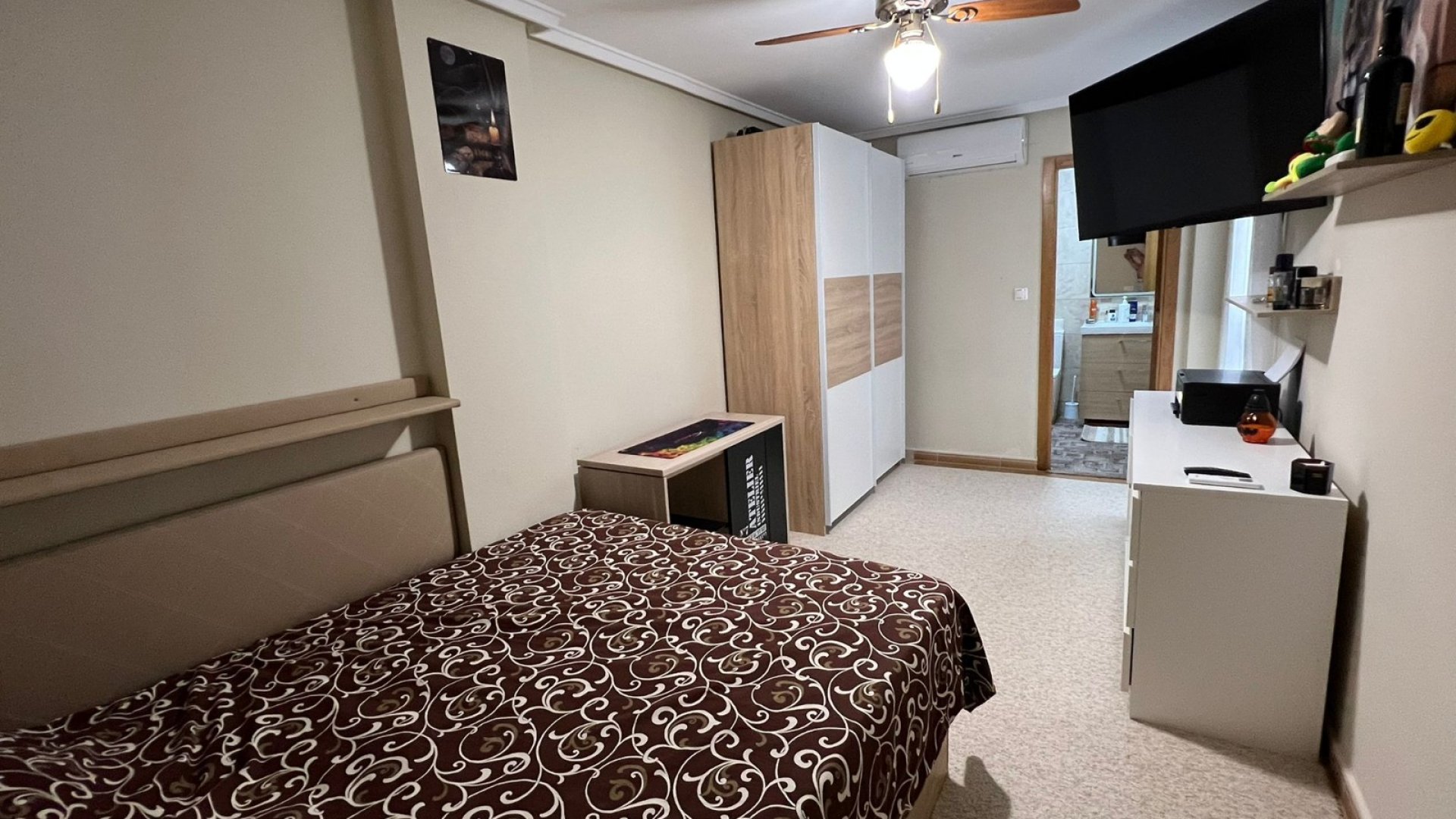 Reventa - Apartamentos -
Torrevieja - Playa Los Locos