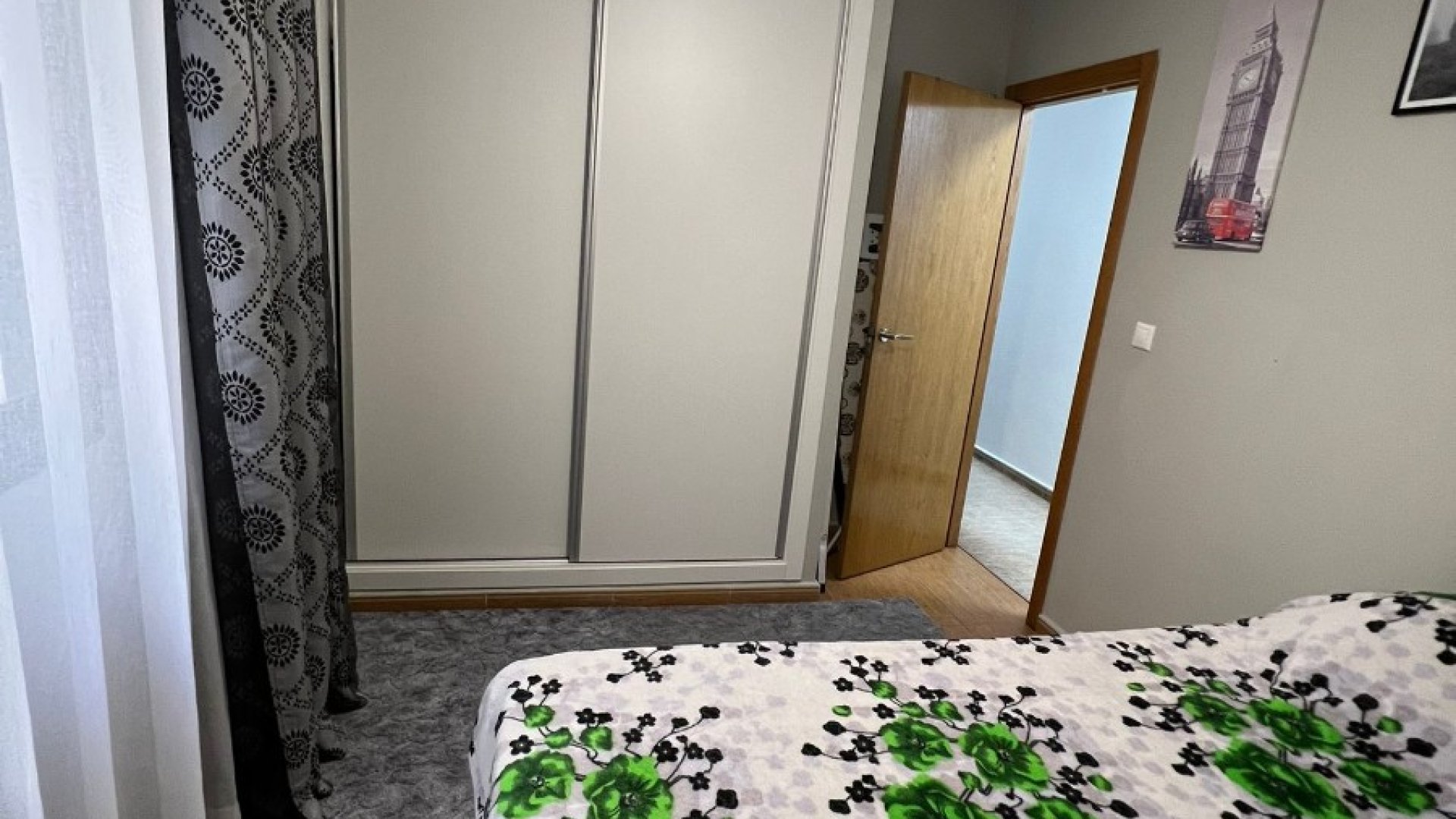 Reventa - Apartamentos -
Torrevieja - Playa Los Locos