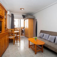 Reventa - Apartamentos -
Torrevieja - Playa Los Locos