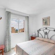 Reventa - Apartamentos -
Torrevieja - Playa Los Locos