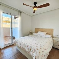 Reventa - Apartamentos -
Torrevieja - Playa Los Naufragos