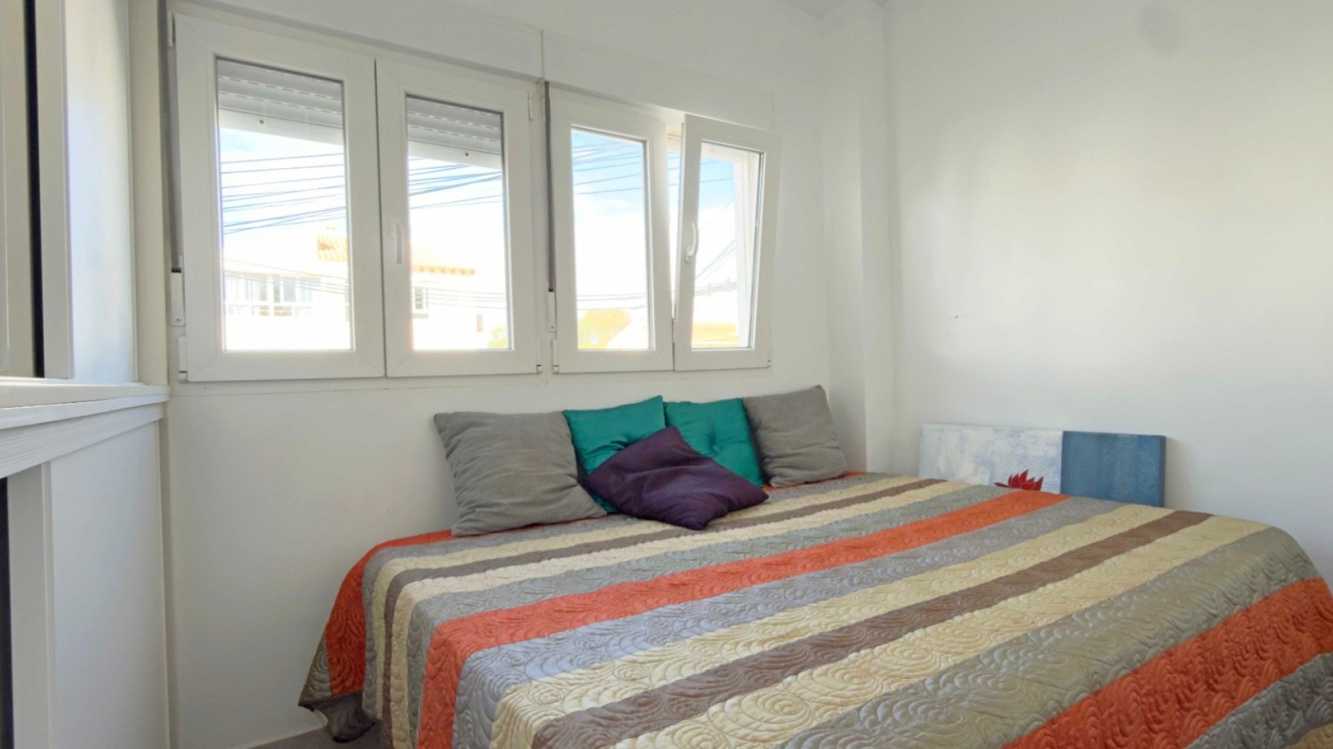 Reventa - Apartamentos -
Torrevieja - Playa Los Naufragos