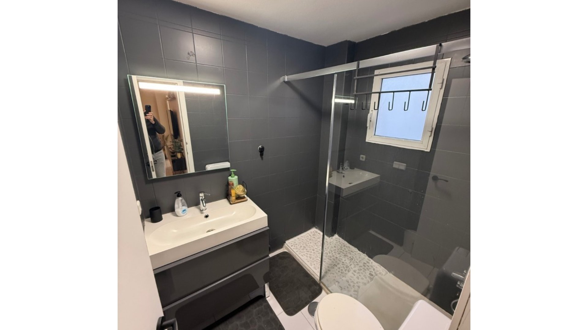 Reventa - Apartamentos -
Torrevieja - Playa Los Naufragos