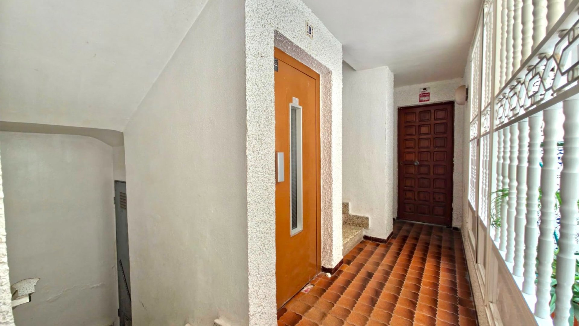 Reventa - Apartamentos -
Torrevieja - Playa Los Naufragos