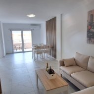 Reventa - Apartamentos -
Torrevieja - Playa Los Naufragos